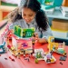 LEGO® Friends: Heartlake City közösségi központ (41748)